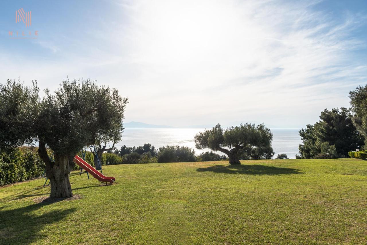 Breathtaking Villa, Nilie Hospitality Mgmt Possidi Luaran gambar